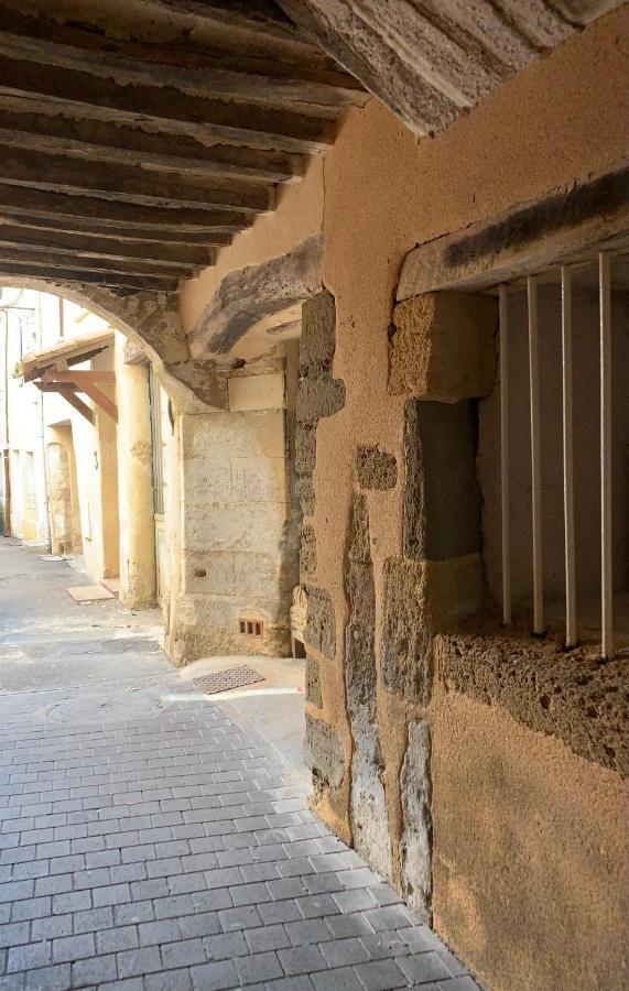 شقة La Terrasse Du Pont Jullian Charme Et Calme Dans Le Coeur Historique LʼIsle-sur-la-Sorgue المظهر الخارجي الصورة